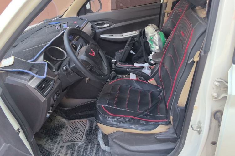Used Wuling Hongguang 2021 1.5L S Comfort Edition LAR Left Front Seat