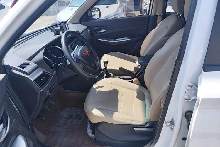 Used Wuling Hongguang 2021 1.5L Facelift S Comfort Version Hydraulic Power Steering LAR Left Front Seat