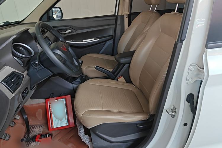 Used Wuling Hongguang 2021 1.5L S Comfort Edition LAR Left Front Seat
