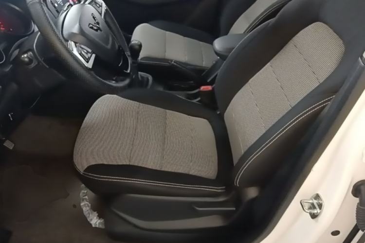 Used Wuling Hongguang 2021 1.5L Revised S Base Version Hydraulic Power Steering LAR Left Front Seat