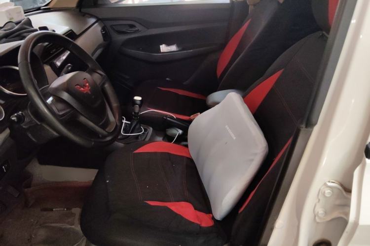 Used Wuling Hongguang 2021 1.5L Revised S Base Version with Electric Power Steering LAR Left Front Seat