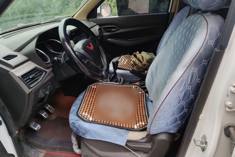 Used Wuling Hongguang 2021 1.5L Revised S Standard Version with Electric Power Steering LAR Left Front Seat