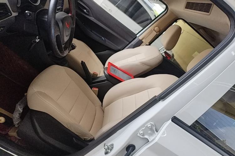 Used Wuling Hongguang 2021 1.5L Revised S Standard Version with Electric Power Steering LAR Left Front Seat