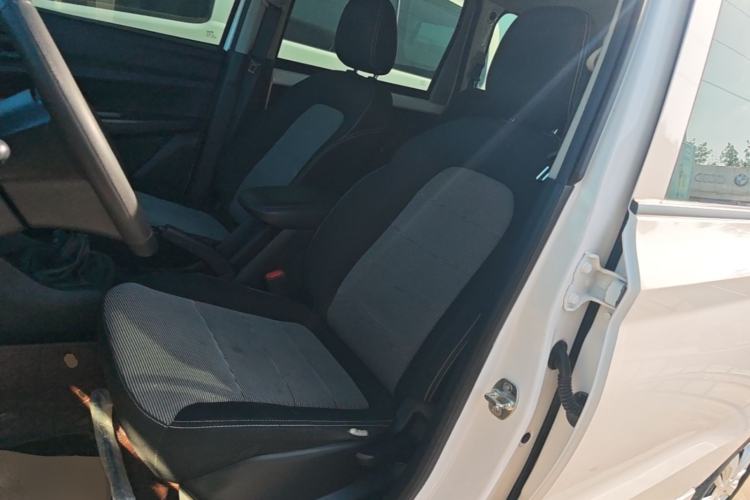 Used Wuling Hongguang 2021 1.5L Revised S Base Version Hydraulic Power Steering LAR Left Front Seat