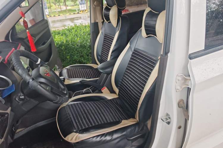 Used Wuling Hongguang 2021 1.5L S Comfort Edition LAR Left Front Seat