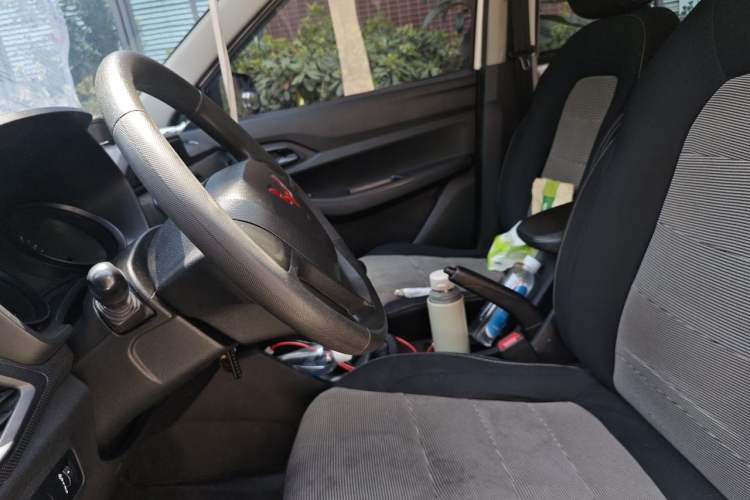 Used Wuling Hongguang 2021 1.5L Revised S Base Version Hydraulic Power Steering LAR Left Front Seat