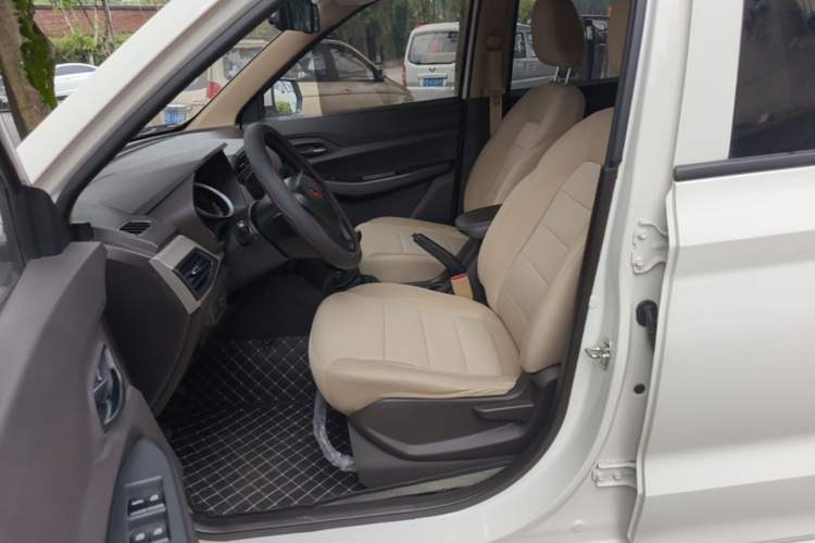 Used Wuling Hongguang 2021 1.5L Revised S Standard Version Hydraulic-Power-Assisted LAR Left Front Seat