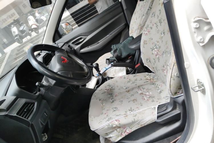 Used Wuling Hongguang 2021 1.5L Revised S Base Version with Electric Power Steering LAR Left Front Seat