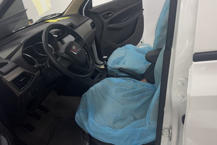 Used Wuling Hongguang 2021 1.5L Revised S Standard Version Hydraulic-Power-Assisted LAR Left Front Seat