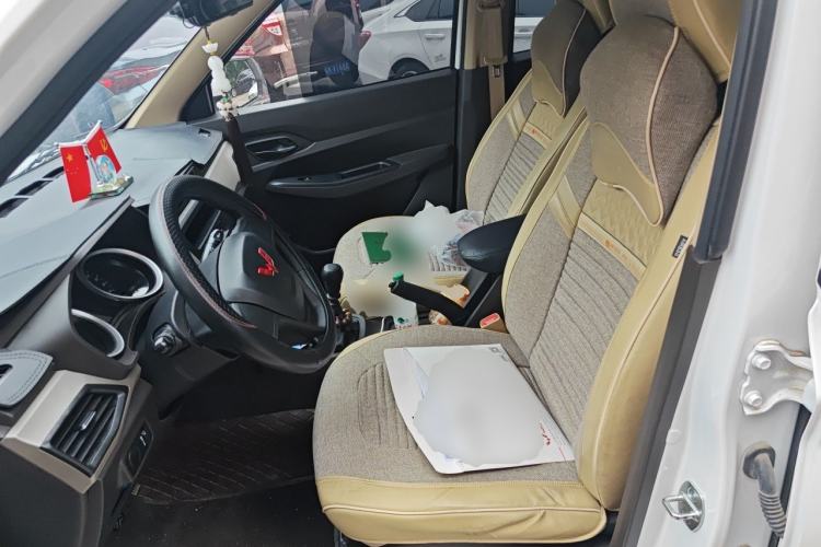 Used Wuling Hongguang 2021 1.5L S Standard Version LAR Left Front Seat