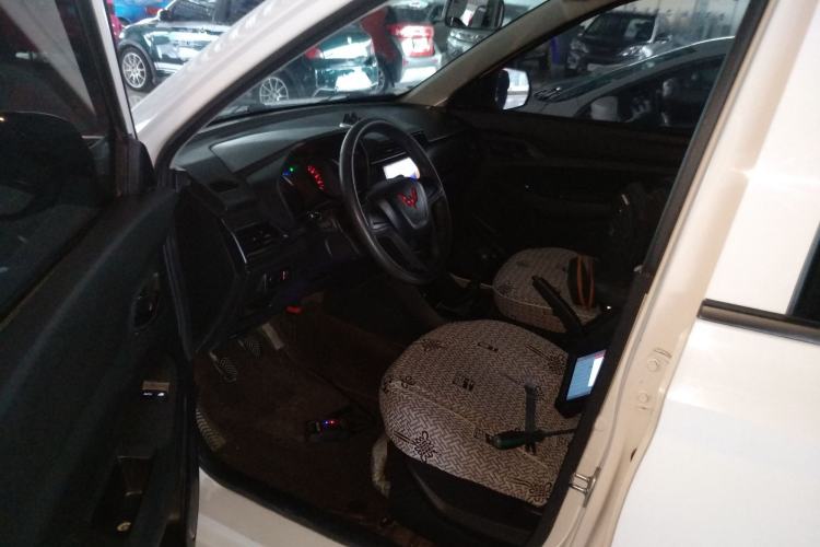 Used Wuling Hongguang 2021 1.5L Revised S Base Version with Electric Power Steering LAR Left Front Seat