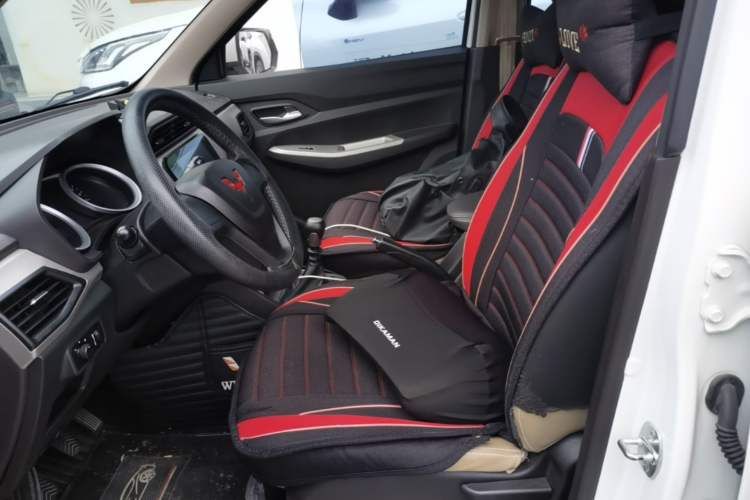 Used Wuling Hongguang 2021 1.5L S Comfort Edition LAR Left Front Seat
