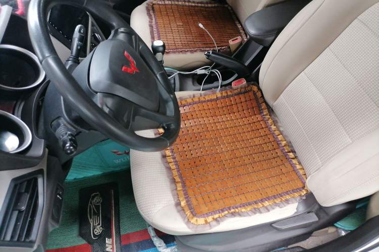 Used Wuling Hongguang 2021 1.5L Revised S Standard Version Hydraulic-Power-Assisted LAR Left Front Seat