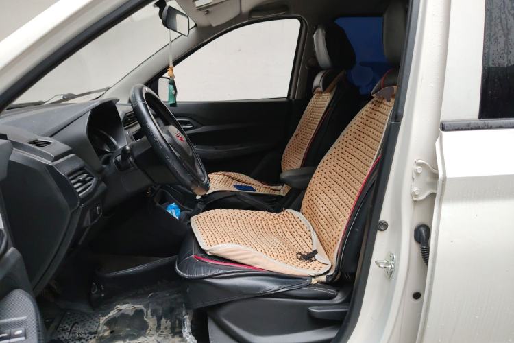 Used Wuling Hongguang 2021 1.5L Revised S Base Version with Electric Power Steering LAR Left Front Seat