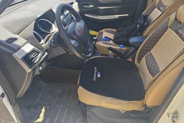 Used Wuling Hongguang 2021 1.5L Facelifted S Comfort Version with Electric Power Steering LAR Left Front Seat