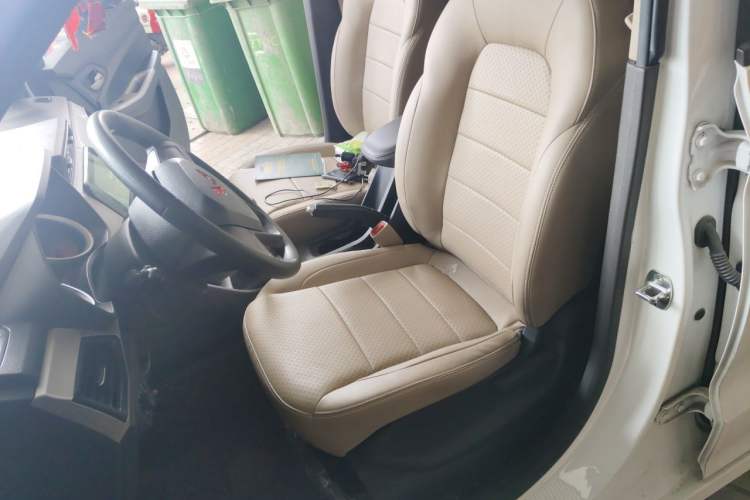 Used Wuling Hongguang 2021 1.5L S Comfort Edition LAR Left Front Seat