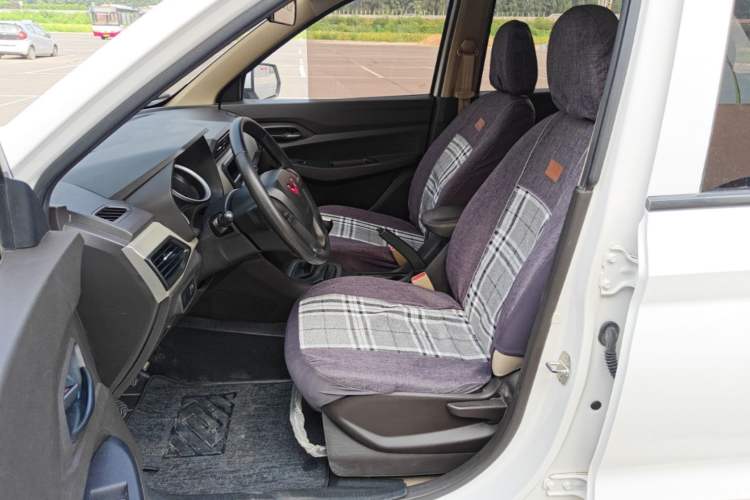 Used Wuling Hongguang 2021 1.5L S Standard Version LAR Left Front Seat