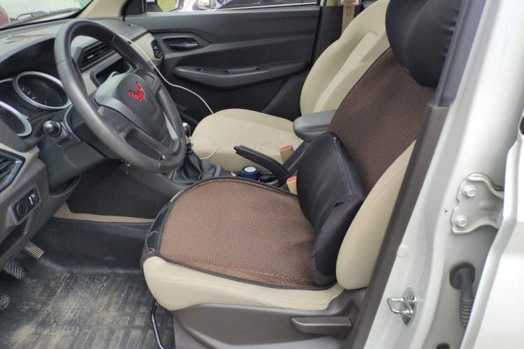 Used Wuling Hongguang 2021 1.5L S Standard Version LAR Left Front Seat