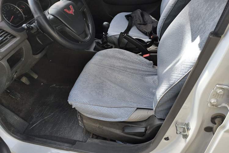 Used Wuling Hongguang 2021 1.5L S Base Version LAR Left Front Seat
