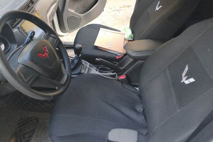 Used Wuling Hongguang 2021 1.5L Revised S Base Version Hydraulic Power Steering LAR Left Front Seat