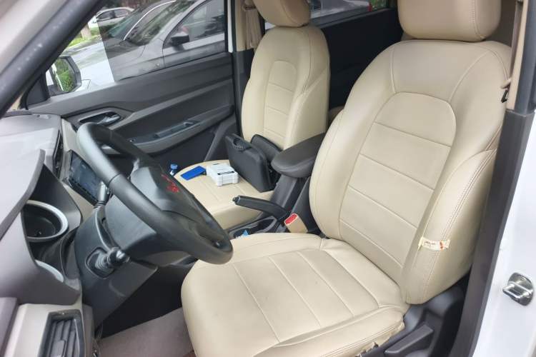 Used Wuling Hongguang 2021 1.5L S Standard Version LAR Left Front Seat