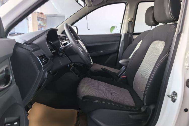 Used Wuling Hongguang 2021 1.5L Revised S Base Version with Electric Power Steering LAR Left Front Seat