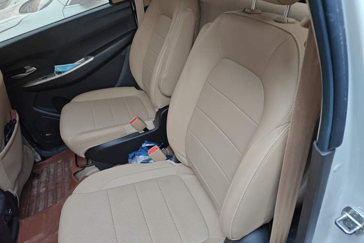 Used Wuling Hongguang 2021 1.5L Facelifted S Comfort Version with Electric Power Steering LAR Left Rear Seat