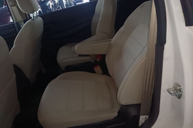 Used Wuling Hongguang 2021 1.5L Revised S Standard Version with Electric Power Steering LAR Left Rear Seat
