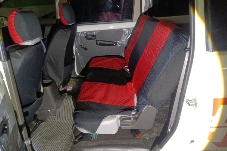 Used Wuling Hongguang 2021 1.5L Revised S Base Version with Electric Power Steering LAR Left Rear Seat