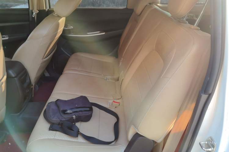 Used Wuling Hongguang 2021 1.5L S Comfort Edition LAR Left Rear Seat