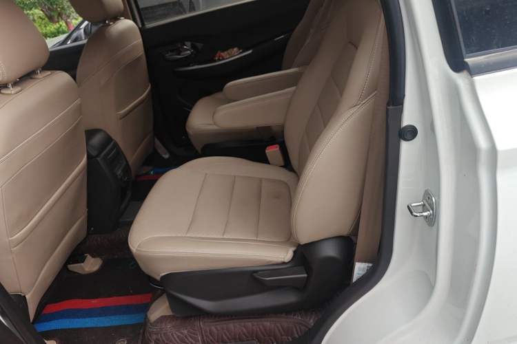 Used Wuling Hongguang 2021 1.5L S Comfort Edition LAR Left Rear Seat