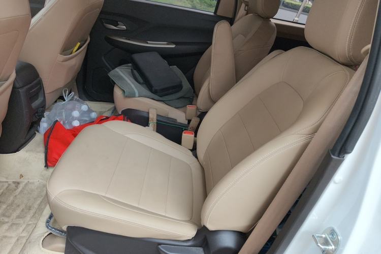 Used Wuling Hongguang 2021 1.5L S Comfort Edition LAR Left Rear Seat