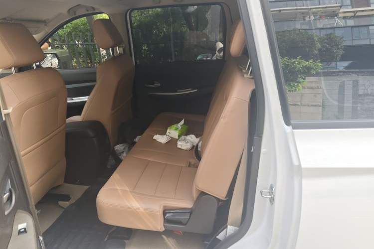 Used Wuling Hongguang 2021 1.5L S Comfort Edition LAR Left Rear Seat