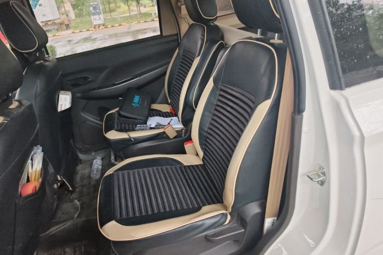 Used Wuling Hongguang 2021 1.5L S Comfort Edition LAR Left Rear Seat