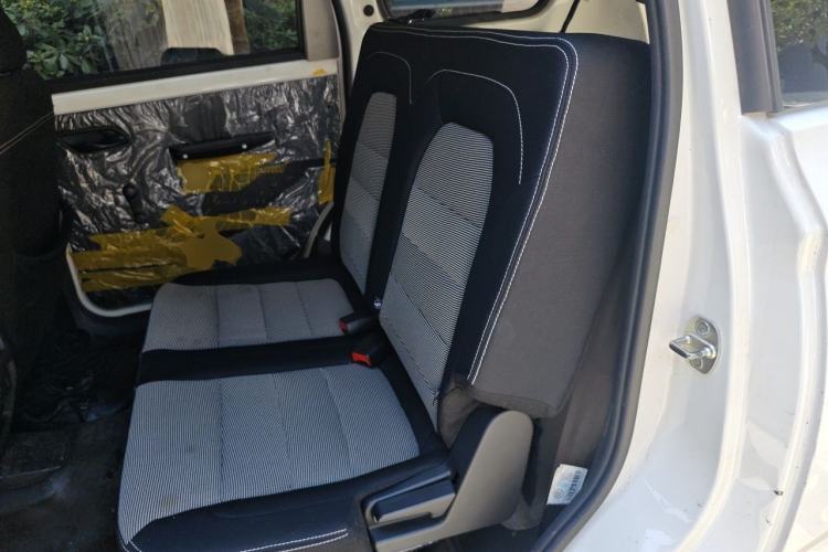 Used Wuling Hongguang 2021 1.5L Revised S Base Version Hydraulic Power Steering LAR Left Rear Seat