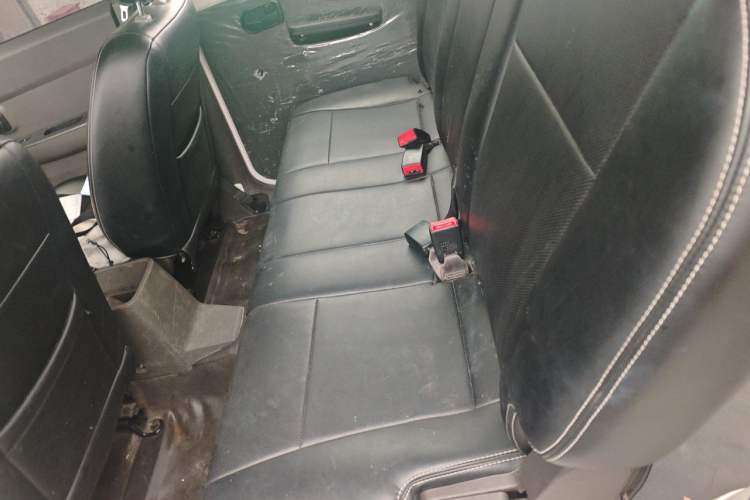 Used Wuling Hongguang 2021 1.5L Revised S Base Version Hydraulic Power Steering LAR Left Rear Seat