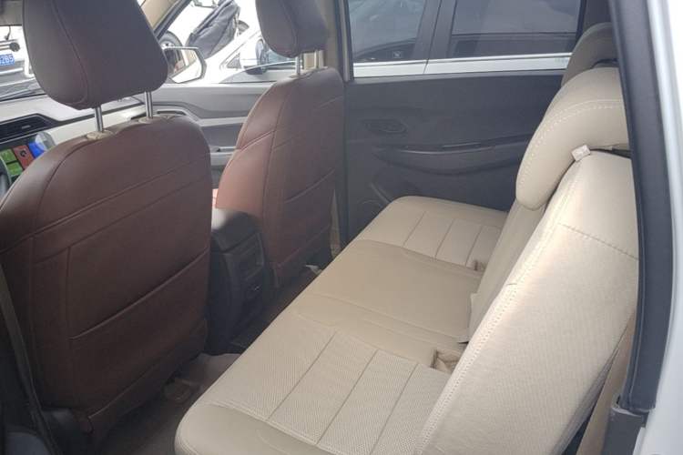 Used Wuling Hongguang 2021 1.5L Revised S Standard Version Hydraulic-Power-Assisted LAR Left Rear Seat