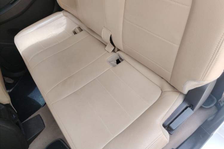 Used Wuling Hongguang 2021 1.5L S Standard Version LAR Left Rear Seat