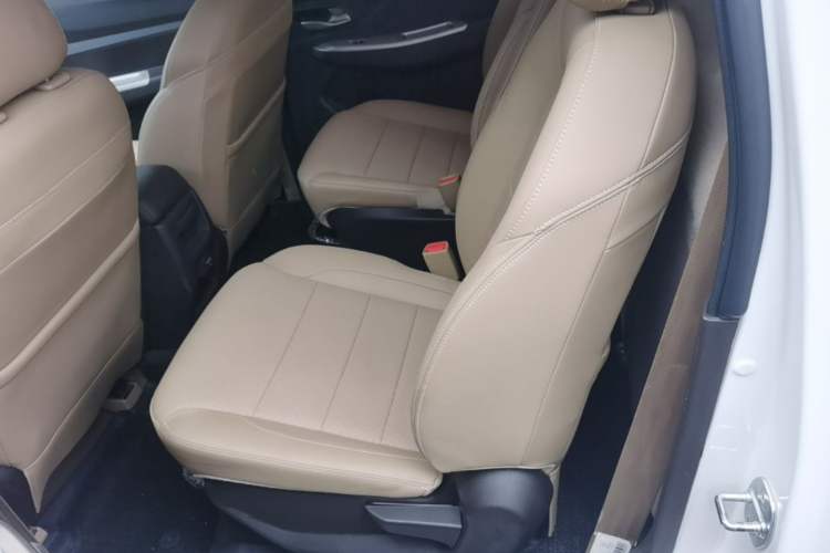 Used Wuling Hongguang 2021 1.5L Facelifted S Comfort Version with Electric Power Steering LAR Left Rear Seat