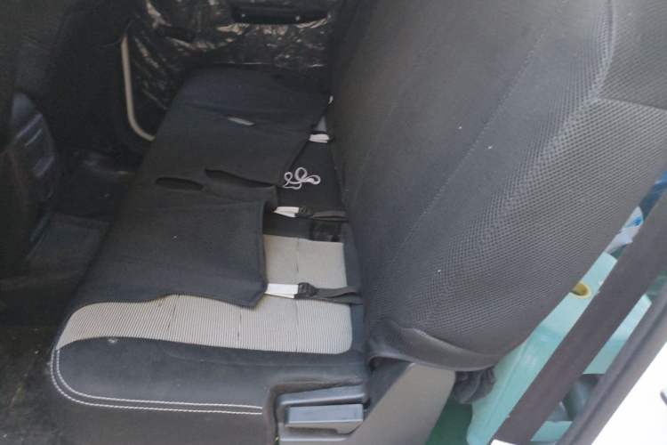 Used Wuling Hongguang 2021 1.5L Revised S Base Version Hydraulic Power Steering LAR Left Rear Seat