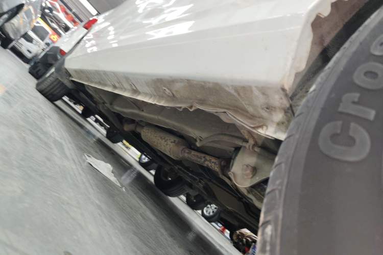 Used Wuling Hongguang 2021 1.5L S Standard Version LAR Left Side Sill