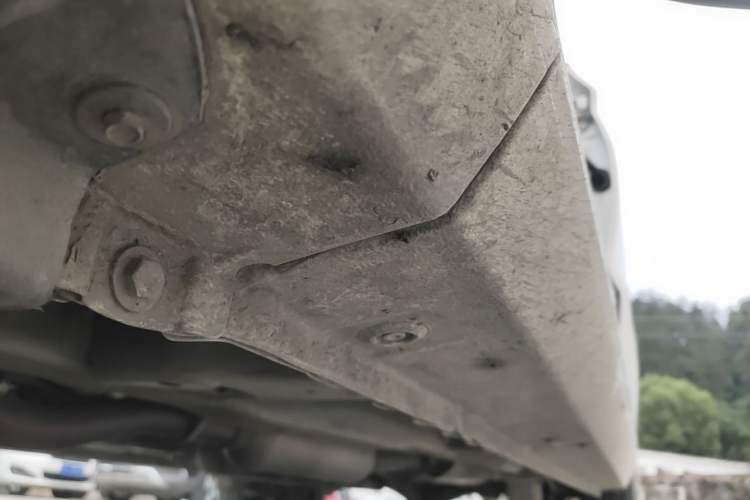 Used Wuling Hongguang 2021 1.5L Revised S Base Version with Electric Power Steering LAR Left Side Sill
