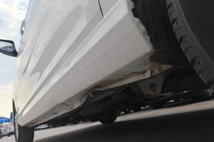 Used Wuling Hongguang 2021 1.5L Facelift S Comfort Version Hydraulic Power Steering LAR Left Side Sill