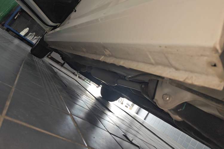 Used Wuling Hongguang 2021 1.5L Revised S Standard Version Hydraulic-Power-Assisted LAR Left Side Sill