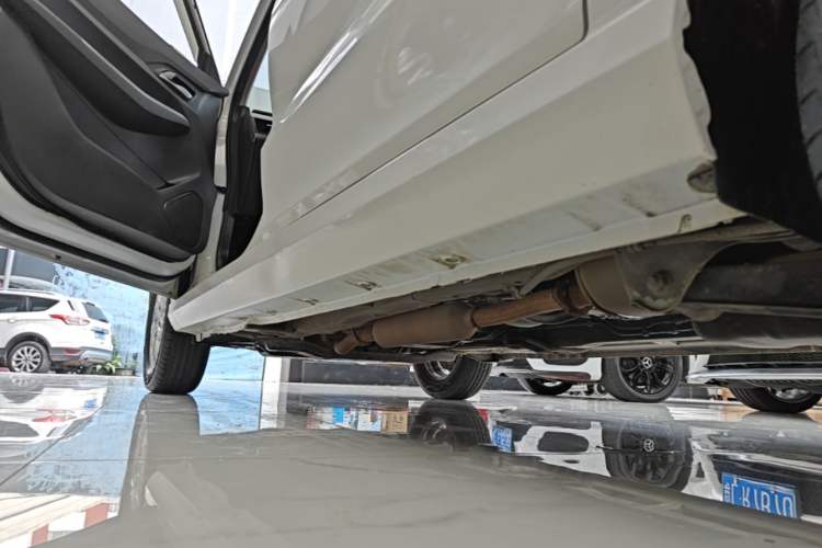 Used Wuling Hongguang 2021 1.5L Facelift S Comfort Version Hydraulic Power Steering LAR Left Side Sill