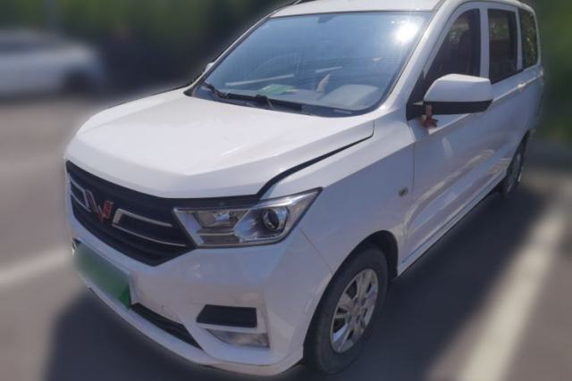 Używany Wuling Hongguang 2021 1.5L Revised S Standard Version Hydraulic-Power-Assisted LAR