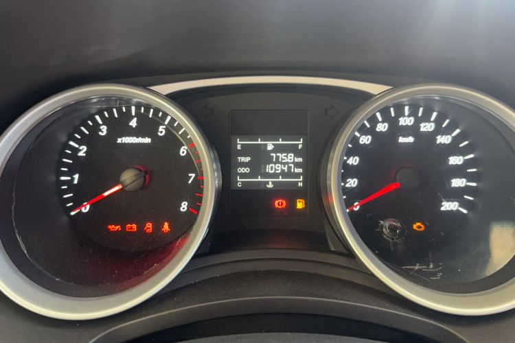 Used Wuling Hongguang 2021 1.5L S Luxury Model Electric Power Steering LAR Odometer Close Up