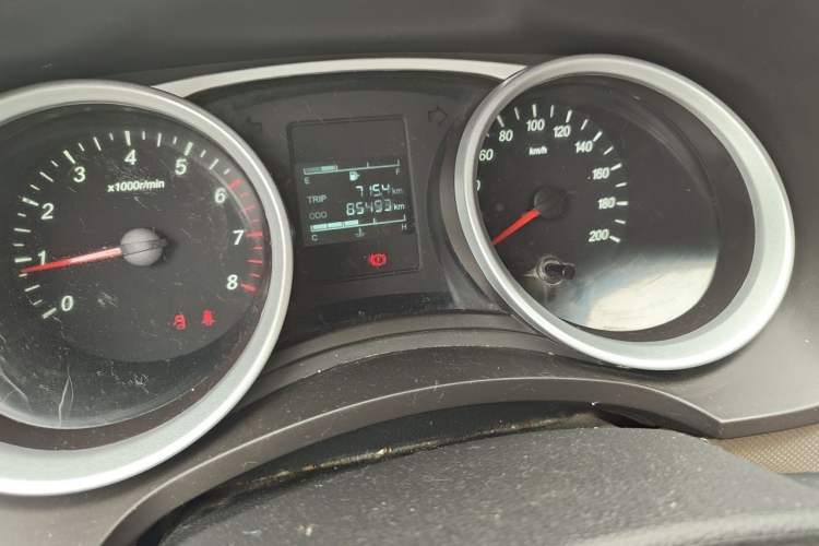 Used Wuling Hongguang 2021 1.5L Facelift S Comfort Version Hydraulic Power Steering LAR Odometer Close Up