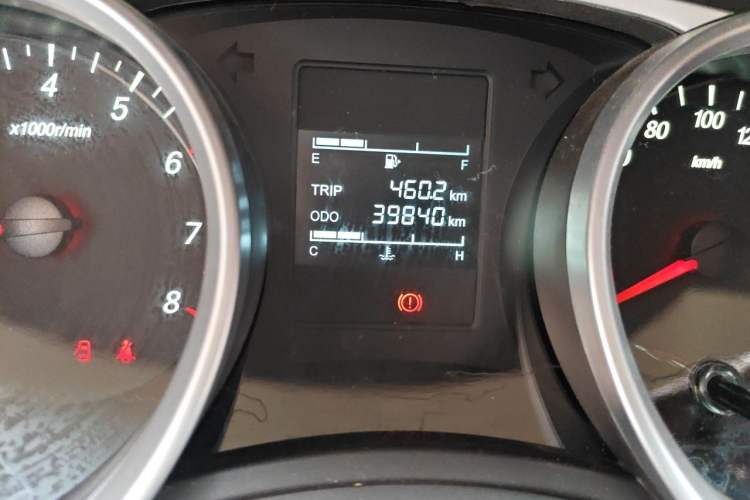 Used Wuling Hongguang 2021 1.5L S Comfort Edition LAR Odometer Close Up