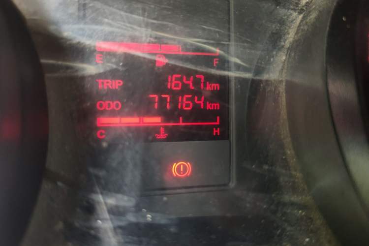 Used Wuling Hongguang 2021 1.5L S Base Version LAR Odometer Close Up